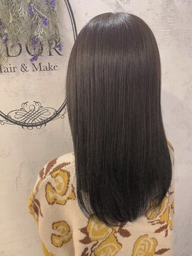 アドール(ADOR) モカグレージュ