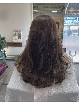 ユーリ(juli) 艶透明グレイパール