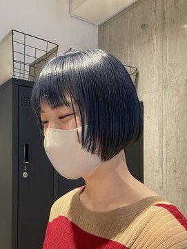 ブリッツバイレボ 船橋(BLITZ by REVO) 顔周りレイヤーボブ/アクアブルー