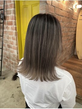 ビーチ(Beach) バレイヤージュ