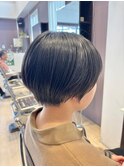 ショートボブ
