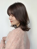 ローネス(LONESS)&nbsp;くびれヘア　レイヤーカット　ミディアムレイヤー