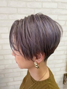 ニコヘアー(niko hair)の写真/髪だけでなく心まで癒される極上の時間と空間を…♪頭皮の汚れを落として、健康的な美髪へと導きます＊