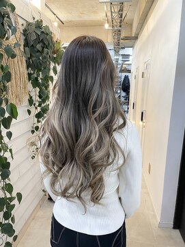 ジゼル 中津大分(GiseL) 色気バレイヤージュ