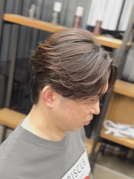 オーバルバイアピッシュ(OVARL by apish) フェザーパーマニュアンスセンターパートメンズパーマシャドウ