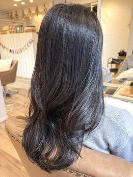 ミルティ(Myrtille) ロングレイヤーでゆるっと巻き