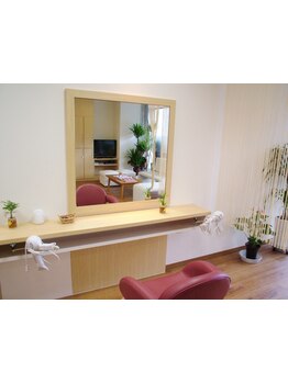 経験豊富なスタイリスト揃い！年齢も性別も関係なく、気軽に通えるアットホームな魅力溢れるサロン♪