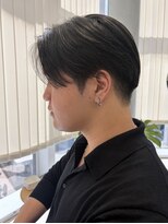 ハニー 町田(HONEY)&nbsp;センターパート 刈り上げ 黒髪