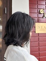 シー(SEA) ミディアムくびれ抜け感パーマ