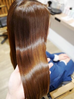 【美髪成分、100％♪】髪にハリ・コシ・艶を与えてくれるプレミアム髪質改善♪93.7%の方が効果を実感！