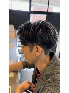 ダズルヘアーエイチ(DAZZLE hair H) ハイライトセンターパート