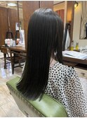 オリーブグレージュ