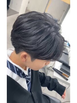 メンズヘアトーキョー 渋谷(MEN'S HAIR TOKYO) 刈り上げ/センターパート