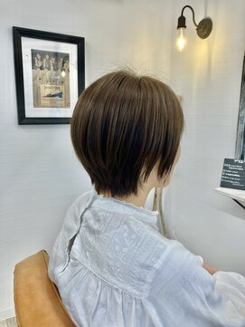 トロヘアー(TORO HAiR) ミルクティーベージュ×ショートボブ