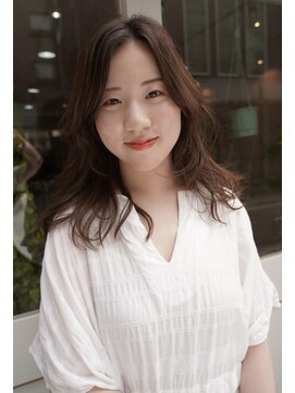 アンテシニヨン(Un the Shiniyon) クビレミディー