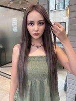 リリー(Lilley)&nbsp;【稲永麻衣】コリエク+羽エクステ+ロングヘア+韓国ヘア