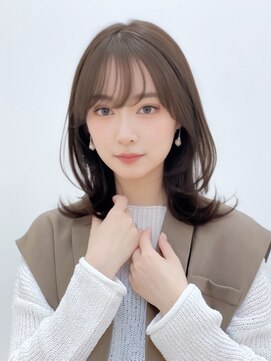 ユーフォリア 銀座(Euphoria) くびれヘア 顔周りレイヤーカット 透明感カラーシースルーバング