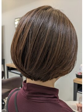 アーサスバイヘッドライト 千葉富士見店(ursus by HEADLIGHT) 大人丸みショート