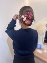 シー(she.)&nbsp;カチモリヘア　タイトセット　卒業式ヘア