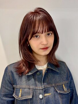 ヒュー 広島(HEW) ミディアム小顔レイヤー暖色カラー