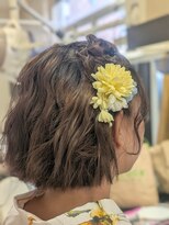 フラワー 栄(Flower)&nbsp;ショートへあ　ハープアップお花団子