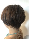 ショートボブ