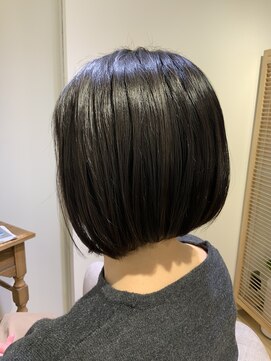 ユーネリー(U-NERY) 艶ボブスタイル