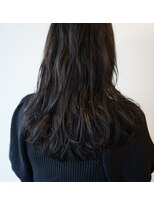 サロン マーニ(salon m ni)&nbsp;コテ風ウェーブパーマ/艶カラー