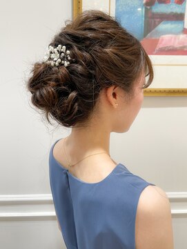 マイラ 銀座(myla) 後れ毛三つ編み込みシニヨン結婚式二次会ヘアアレンジアップ☆