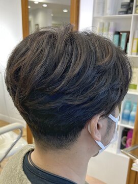 ヘッズ 本八幡店(HEADS) MEN'S HAIR  センターパート　ツイストスパイラル　コンマヘア