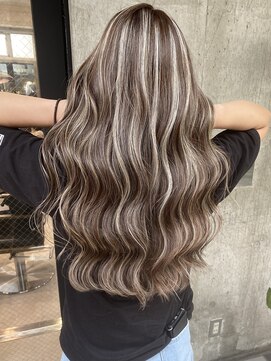 ルーフアクト(LUFE act) 8.9レベルの明るめハイライト