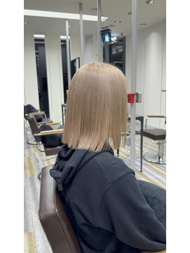 アフューズバイストゥー(Vfuse by StueW) ベージュ（倉敷）（水島）（岡山）