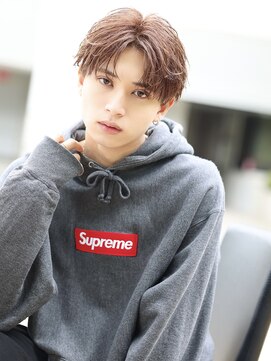 リップス 表参道店(LIPPS) ストリートスタイル【毛流れリバースセンターパート】