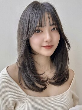 バイオレットジェム(Violet`jem) 小顔ミディアムレイヤーカット透明感グレージュ前髪フルバング