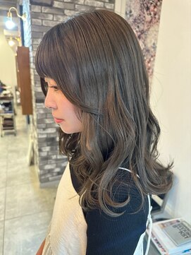 プリームヘアーホワイト(Pleame hair WHITE) オリーブグレージュ