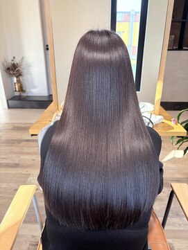 ルッカ 浦安(lucca) 美髪/ワイドバング/外ハネ/イメチェン/[浦安/ショート/髪質改善]