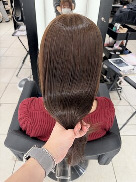 アクアオモテサンドウ(ACQUA omotesando) ☆初カラーショコラブラウンミディアムレイヤーモカブラウン