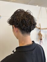 ニナル(Ninal) ゆるっと動く大人メンズパーマ