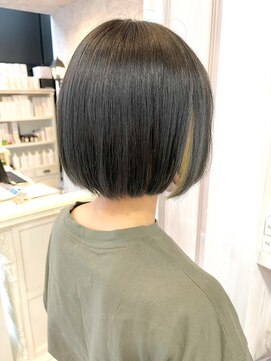 キャアリー(Caary) 福山美容室caary大人気イルミナカラー 刈り上げボブインナー