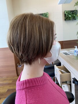 アローズソワン(HELLO'S SOIN) シルエットをキレイに見せるショートヘア