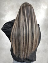 アルマバイロサ(ALMA by ROSA) シールエクステでコントラストハイライト/担当rui