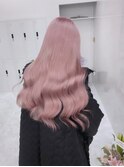 ピンクベージュ