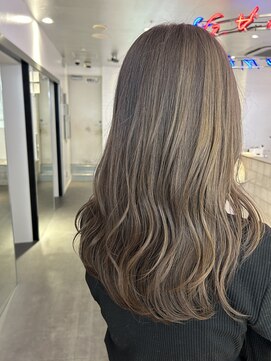 ゲーム 原宿店(GAME) グレージュ/ダブルカラー/ケアブリーチ/ハイトーンカラー