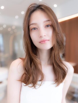 アンスリウム 吹田(Anthurium) ミディアムレイヤー/大人可愛い/髪質改善/シースルーバング