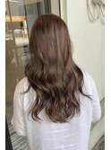 ☆抜群の透明感☆アッシュベージュ×波巻きスタイル☆髪質改善