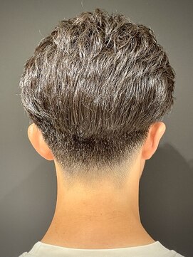 ヒロギンザ 大阪本店(HIRO GINZA) アップバングツーブロックスタイル