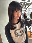 黒髪ぱっつんロング