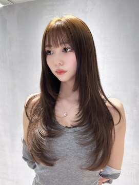 ロムーク 表参道(LOMKH) エクステで叶う小顔韓国レイヤー×くすみベージュ透明感カラー