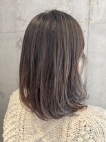 プラスシー(+C)&nbsp;ハイライトで大人の透明感グレージュカラー！福岡ハイライト