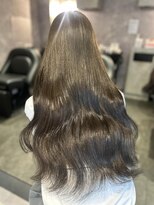 エルバイラビス 大宮(elu by lovis)&nbsp;ななせ/オリーブグレージュ/wカラー/艶カラー